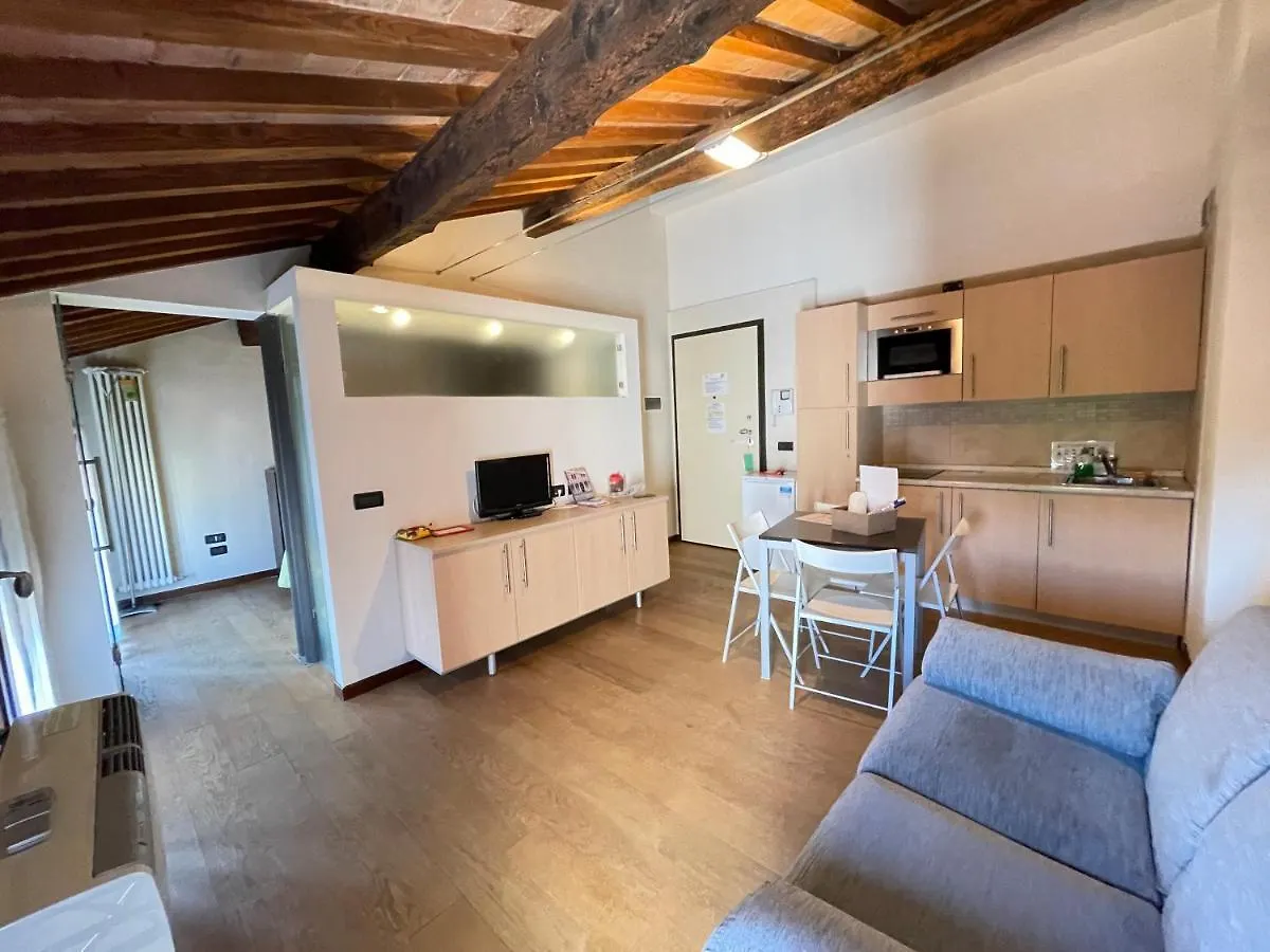 Apartment Guest House Delizia Estense Ferrara Italy